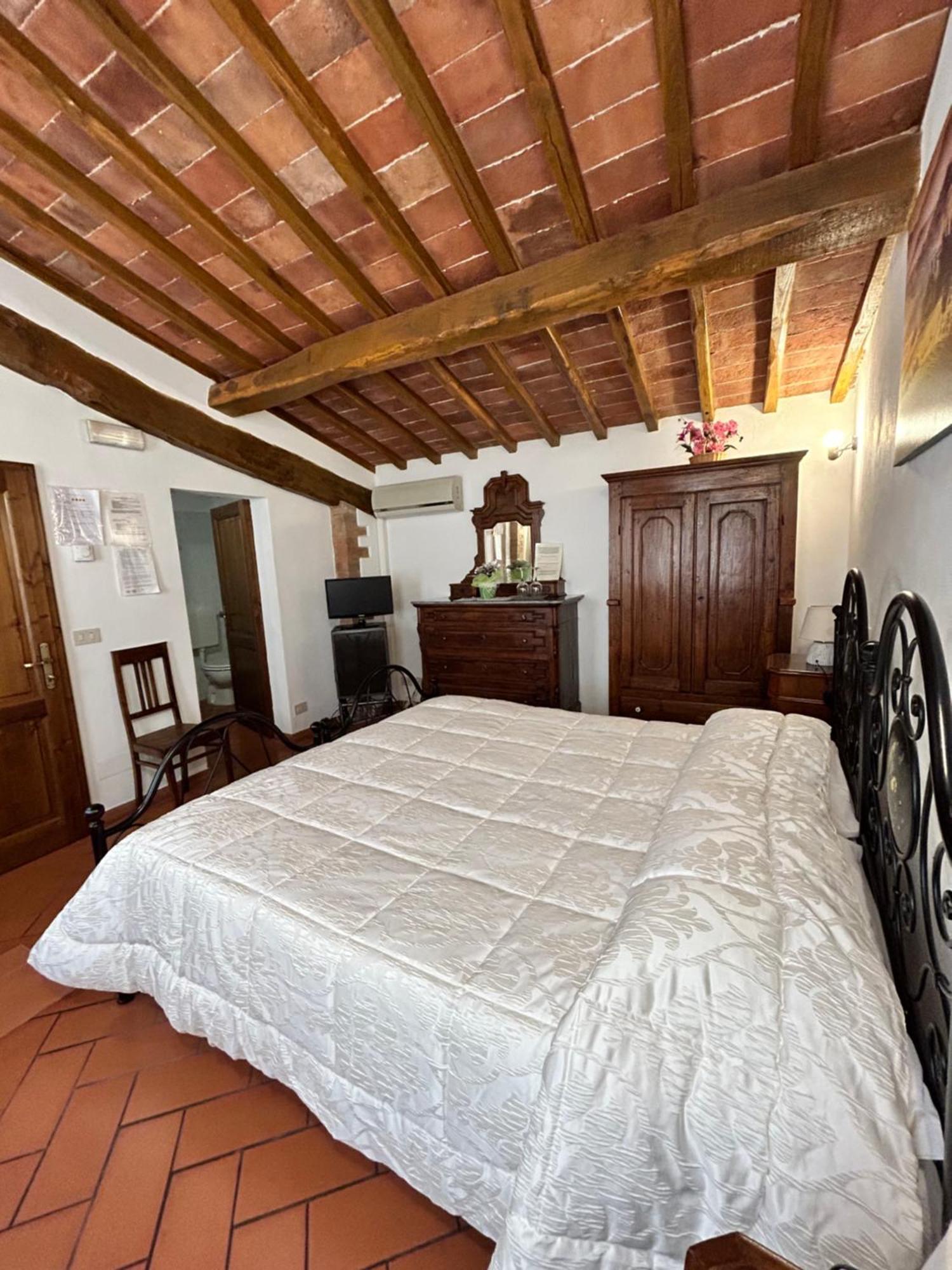 Agriturismo Casalpiano Пиенца Экстерьер фото